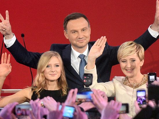 Новый польский президент начинает большую игру