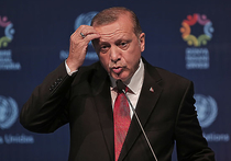 Президент Турции Реджеп Тайип Эрдоган, прибывший в США на похороны легендарного боксера Мохаммеда Али, не дождался окончания траурных мероприятий и покинул страну